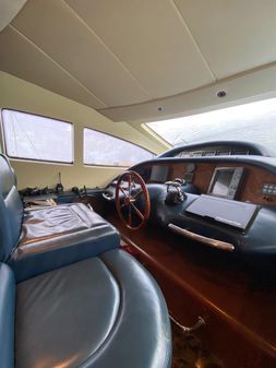 Azimut 80 Flybridge image