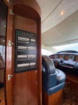 Azimut 80 Flybridge image