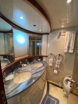 Azimut 80 Flybridge image