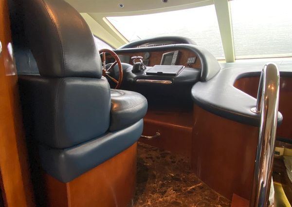 Azimut 80 Flybridge image