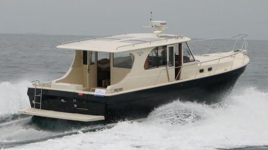 Mainship Pilot 43