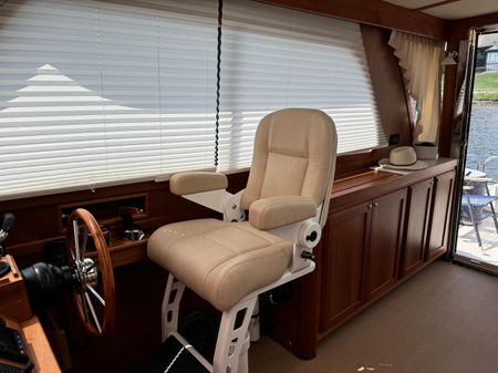 Sabre 38 Salon Express image