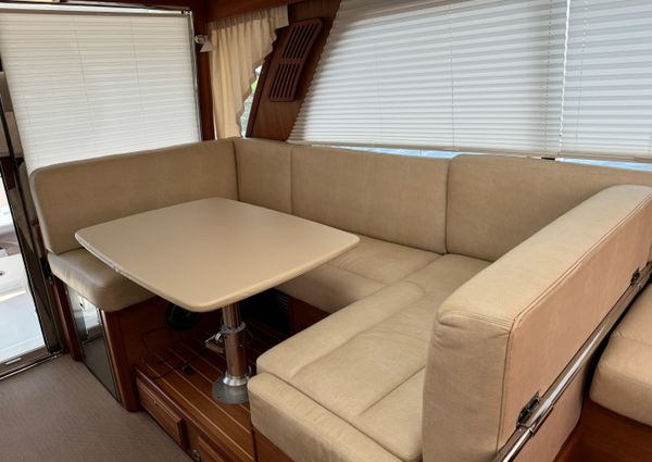 Sabre 38 Salon Express image