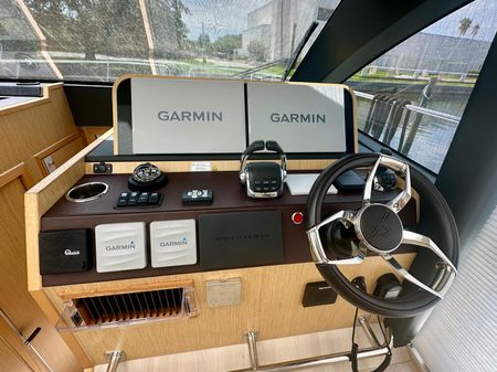 Sealine C430 image