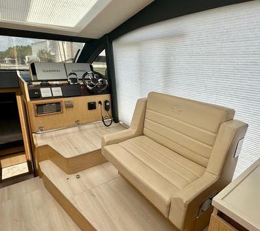 Sealine C430 image