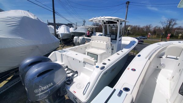 Sea Hunt Gamefish 27 image