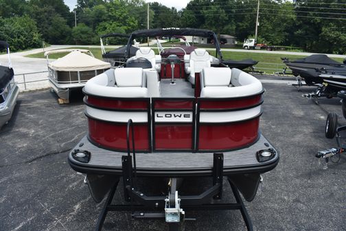 Lowe SS230 Walk-Thru Tritoon image