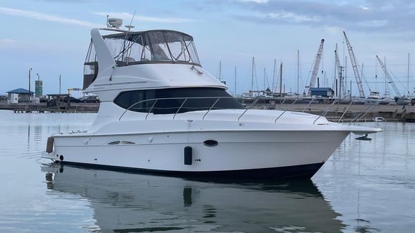 Silverton 34 Convertible 