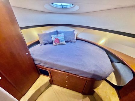 Silverton 34 Convertible image