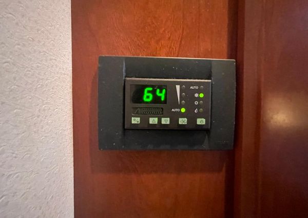 Silverton 34 Convertible image