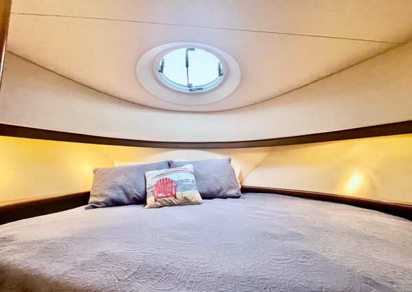 Silverton 34 Convertible image