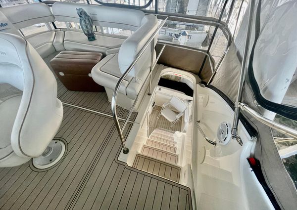 Silverton 34 Convertible image