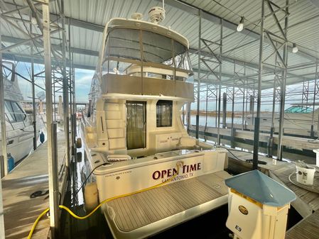 Silverton 34 Convertible image