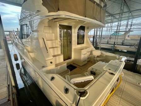 Silverton 34 Convertible image