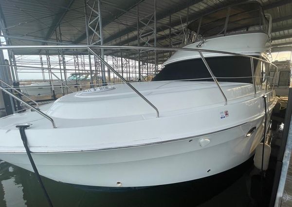 Silverton 34 Convertible image