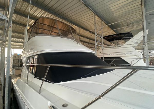 Silverton 34 Convertible image