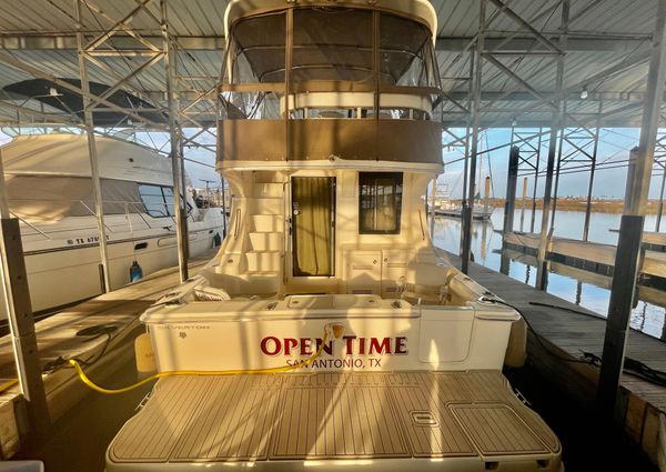 Silverton 34 Convertible image