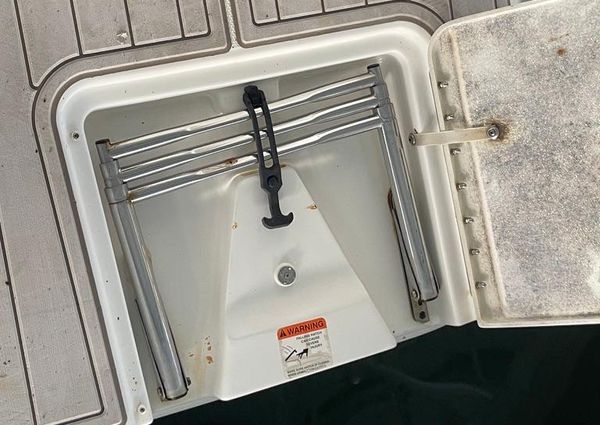 Silverton 34 Convertible image