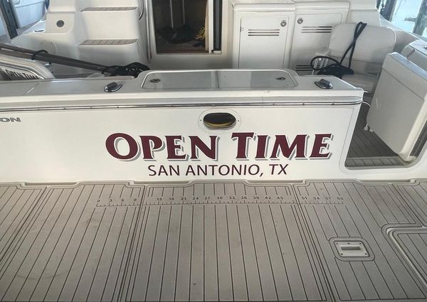 Silverton 34 Convertible image