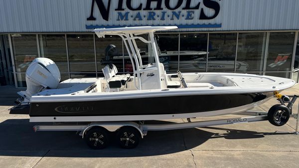 Robalo 246 Cayman
