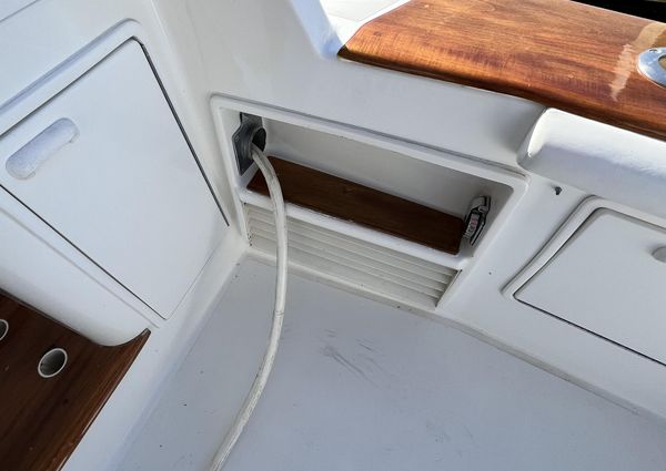 Ocean Yachts Convertible image