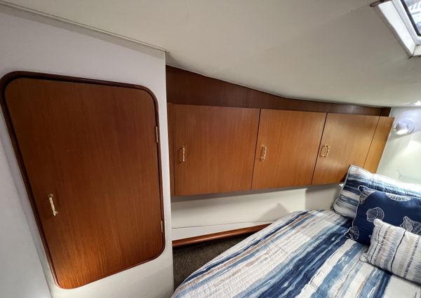Ocean Yachts Convertible image