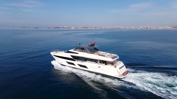 Ferretti Yachts 920 image