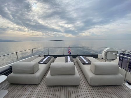 Ferretti Yachts 920 image