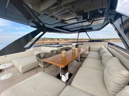 Ferretti Yachts 920 image