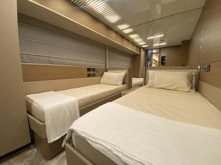 Ferretti Yachts 920 image