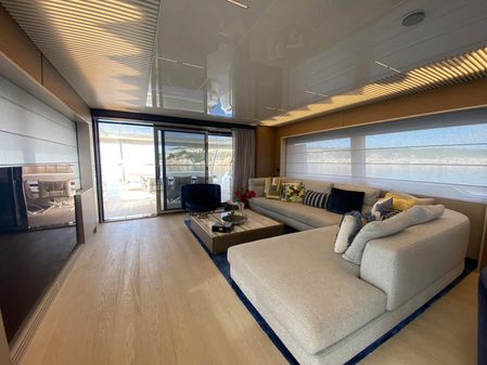 Ferretti Yachts 920 image