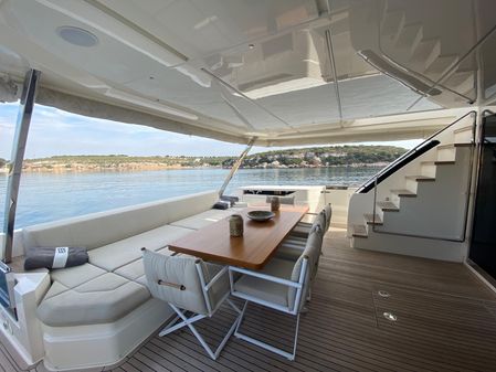 Ferretti Yachts 920 image