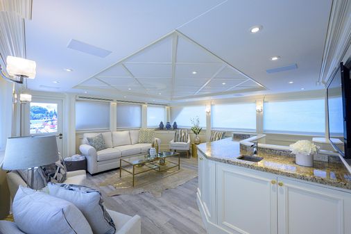 Broward Tri-Deck image