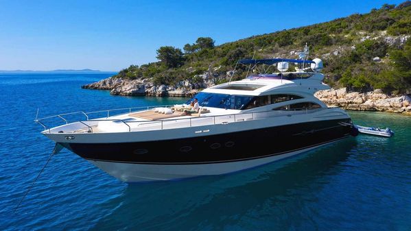 Princess Yachts V85 image