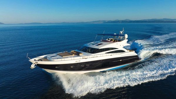 Princess Yachts V85 image