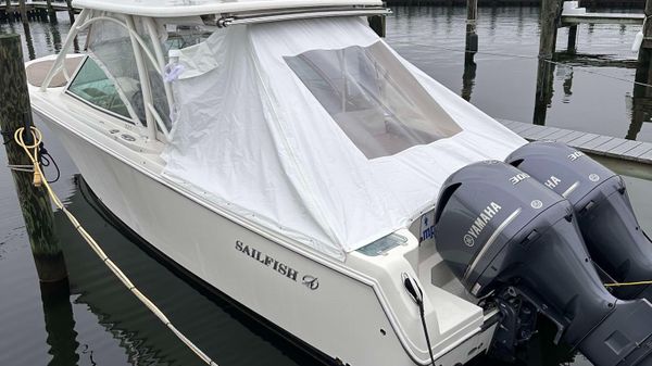Sailfish 325 DC