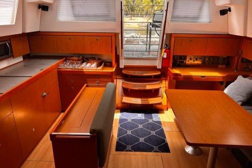 Beneteau SENSE-55 image