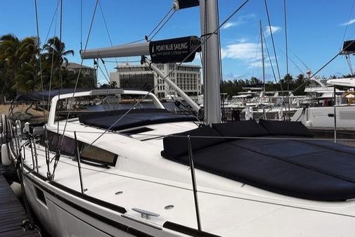 Beneteau SENSE-55 image