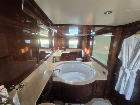 Benetti Classic 115 image