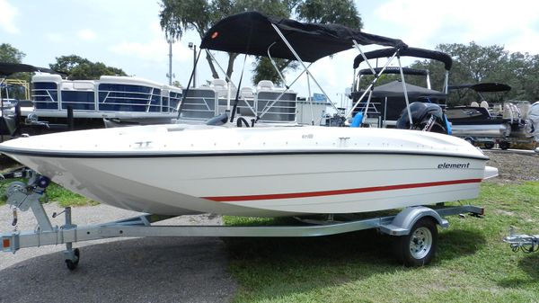 Bayliner Element 18