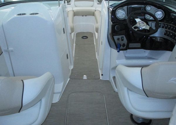 Rinker CAPTIVA-276-BR image