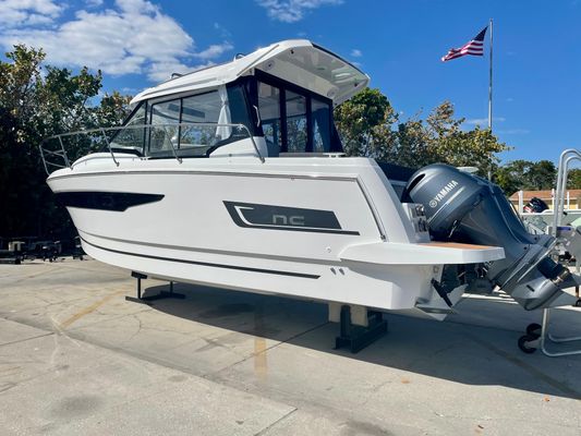 Jeanneau NC Weekender 895 - main image