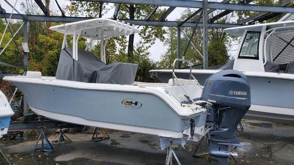 Sea Hunt Ultra 234