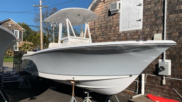 Sea Hunt Ultra 234