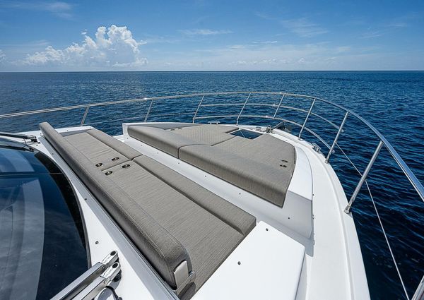 Azimut 50 Flybridge image