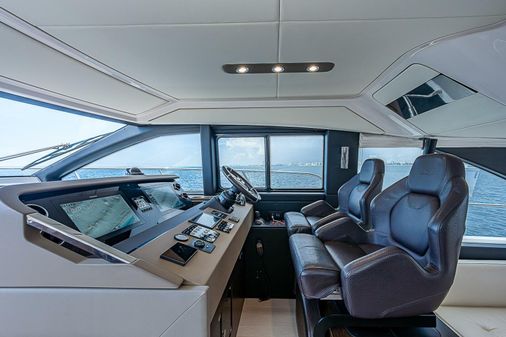 Azimut 50 Flybridge image