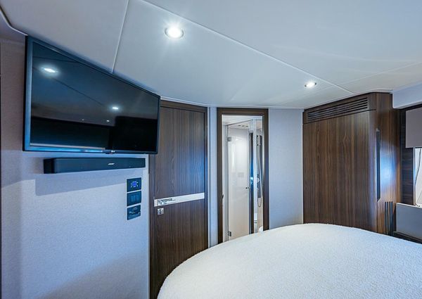 Azimut 50 Flybridge image