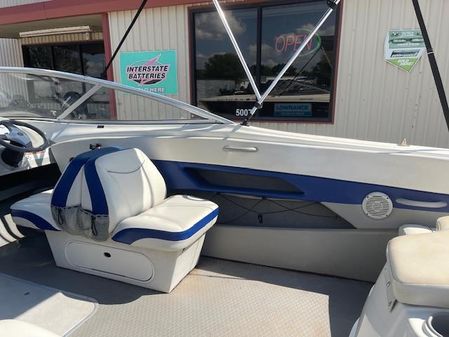 Bayliner DISCOVERY-215 image