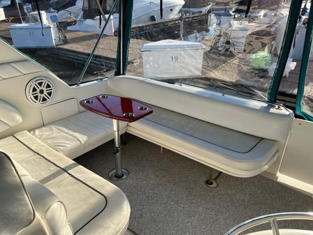 Sea Ray Sundancer 330 image