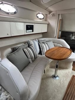 Sea Ray Sundancer 330 image